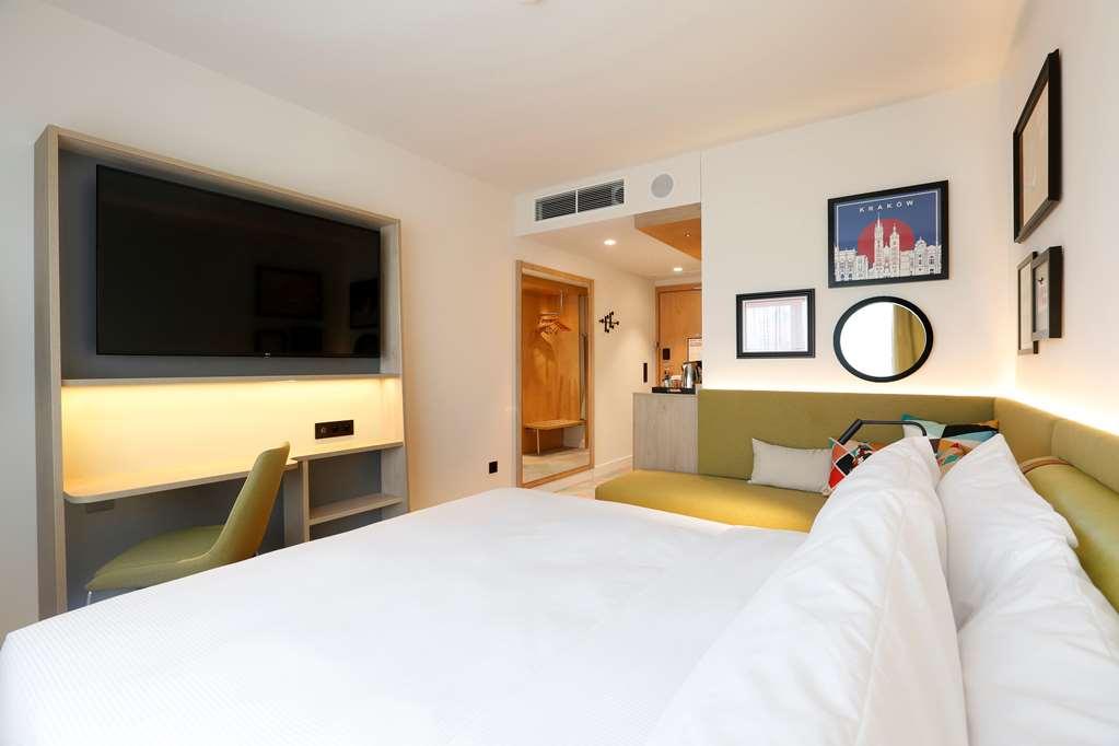 Hampton By Hilton Krakow Airport Hotel Balice Kamer foto